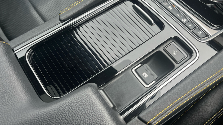 Jaguar F-Pace 3.0d V6 300 Sport 5dr Auto AWD Diesel Estate